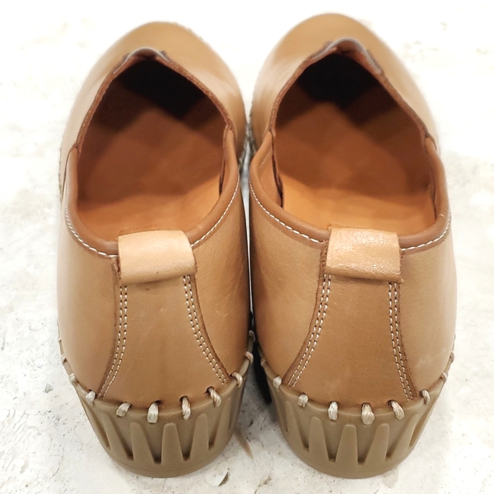 Spring Step Tan Leather Slip-On Flats - Picture 4 of 16